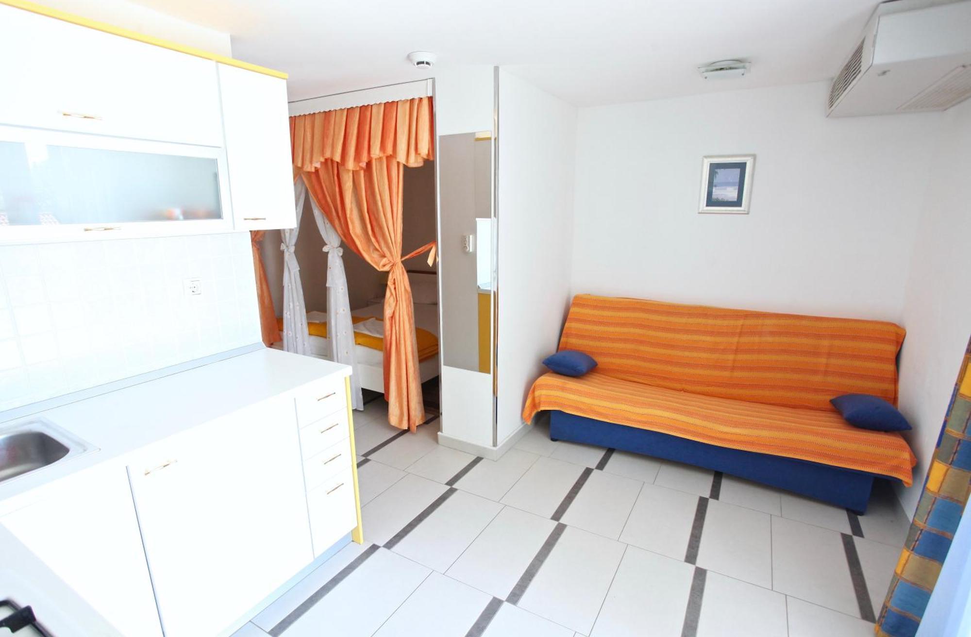Vila Smirna Sveti Filip i Jakov Kamer foto